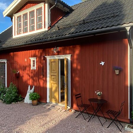 Roeda Huset Villa Hallstahammar Dış mekan fotoğraf